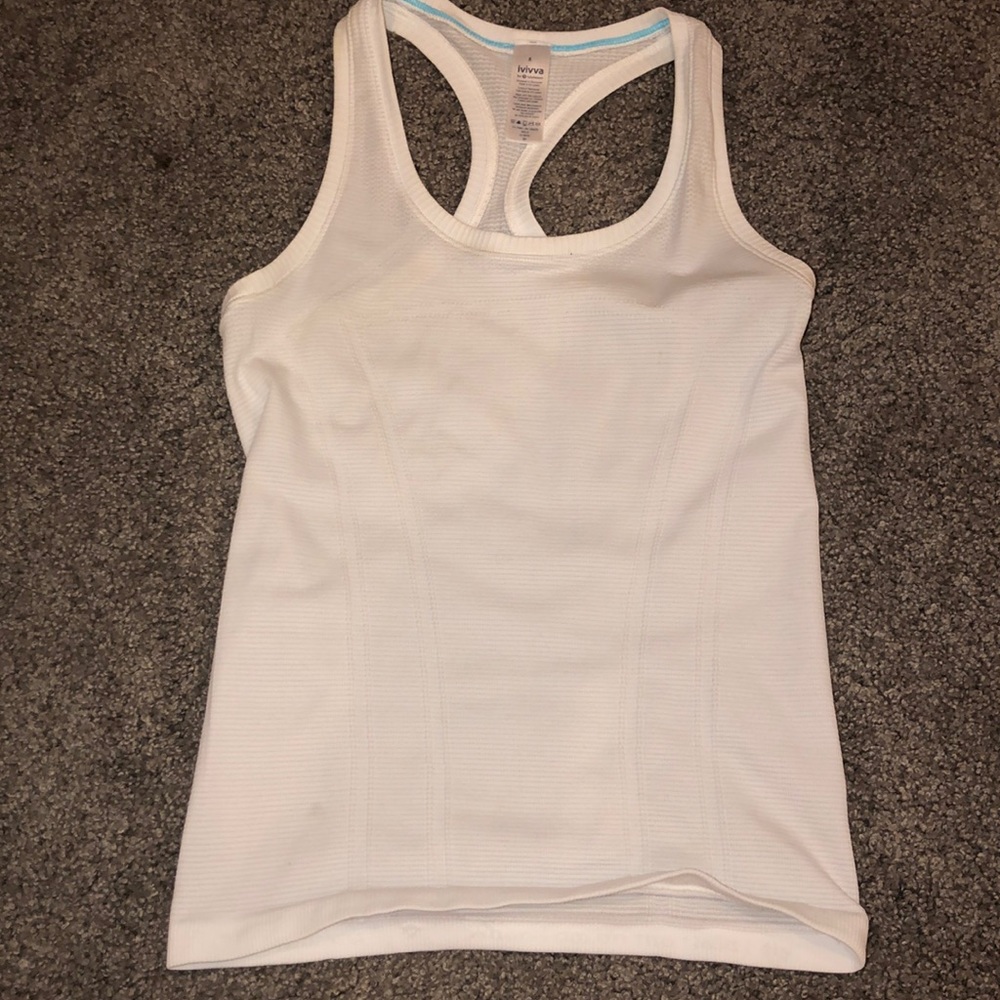 lululemon tank top.